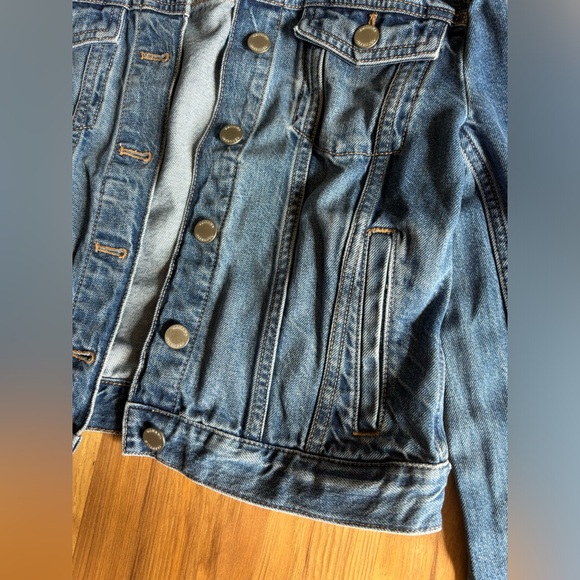 Women’s Banana Republic Jean jacket - Picture 4 of 5